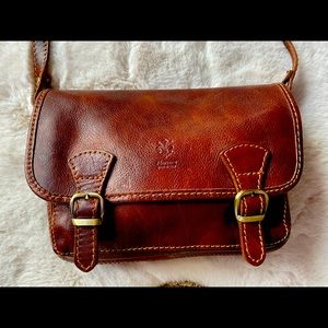 Rich brown, 100% leather saddle bag purse